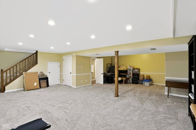 1210 Governors Lane, Zionsville, IN 46077