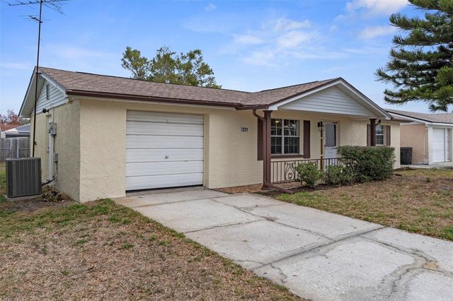 7231 OAK CREST DRIVE, Port Richey, FL 34668