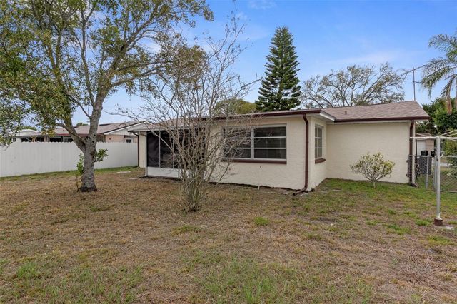 7231 OAK CREST DRIVE, Port Richey, FL 34668