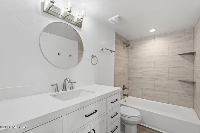 6342 N Barcelona Ln Unit 121, Tucson, AZ 85704