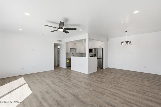 6342 N Barcelona Ln Unit 121, Tucson, AZ 85704