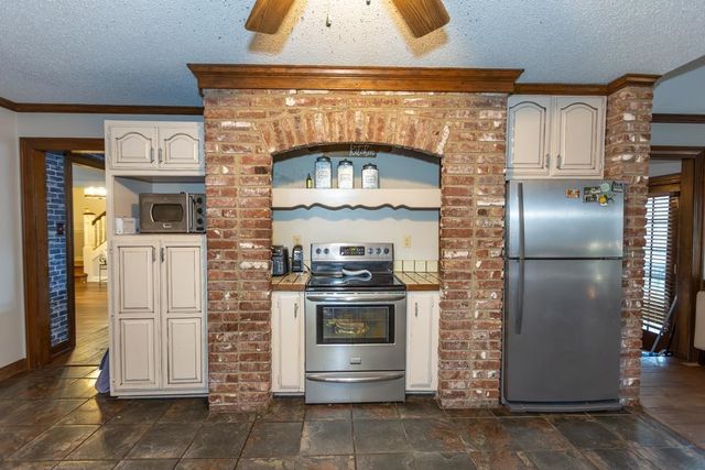 31 RED THORN CV, Cordova, TN 38018