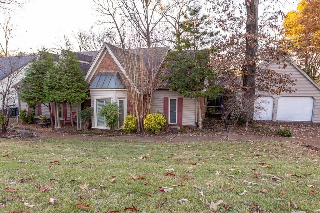31 RED THORN CV, Cordova, TN 38018