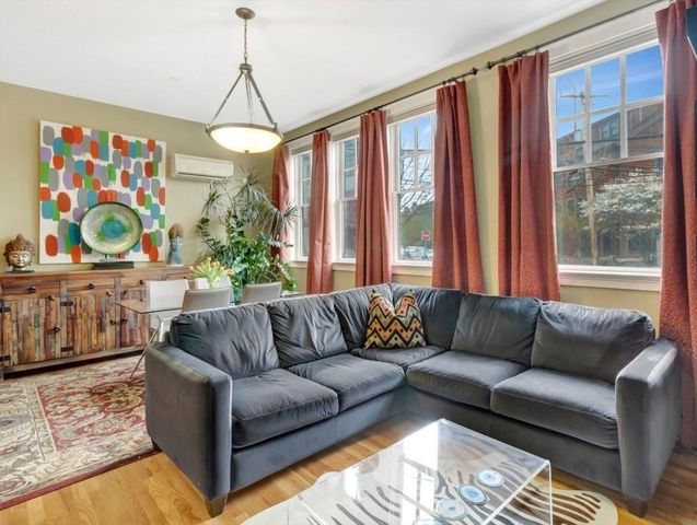 80 Webster Ave 1D, Somerville, MA 02143