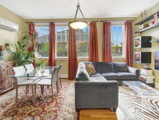 80 Webster Ave 1D, Somerville, MA 02143