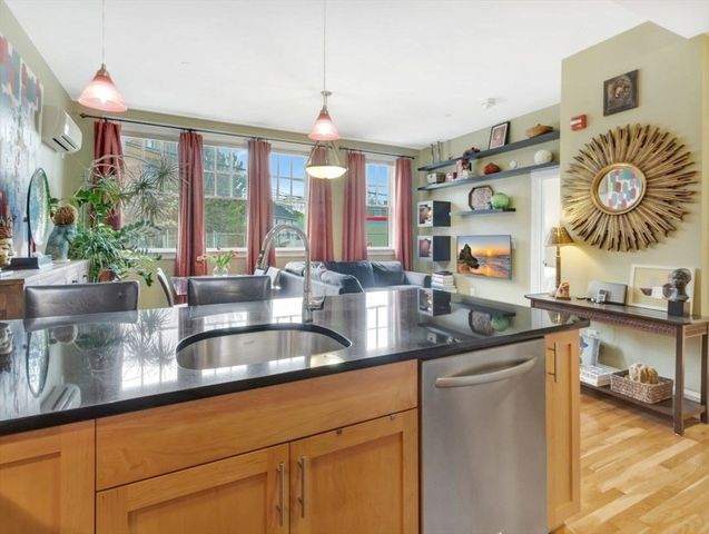 80 Webster Ave 1D, Somerville, MA 02143