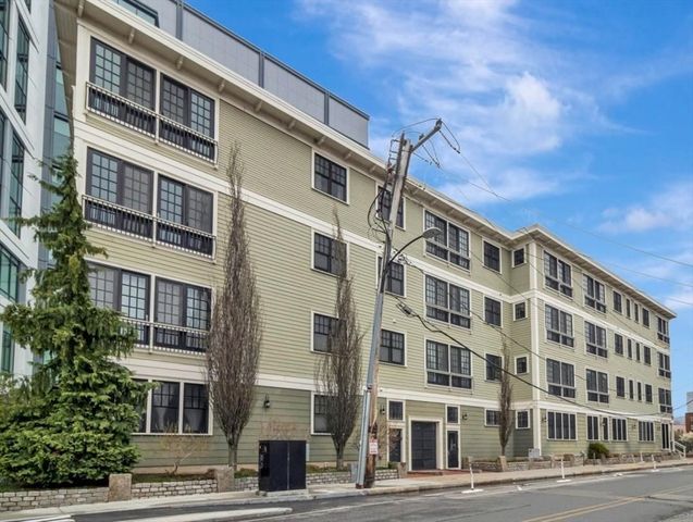 80 Webster Ave 1D, Somerville, MA 02143