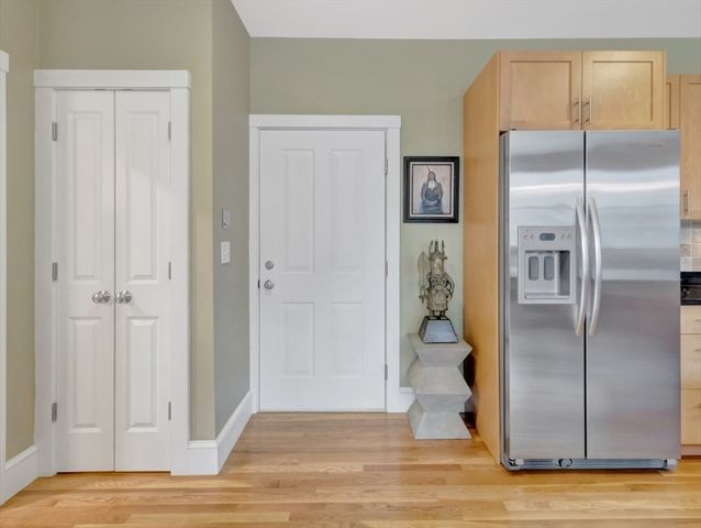 80 Webster Ave 1D, Somerville, MA 02143