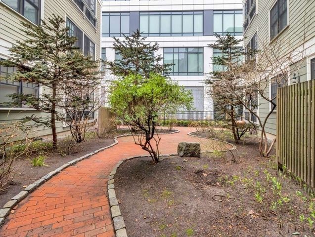 80 Webster Ave 1D, Somerville, MA 02143