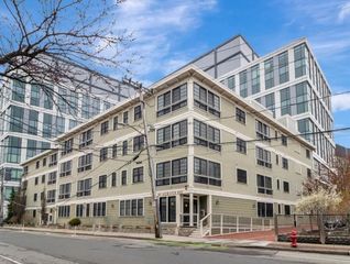 80 Webster Ave 1D, Somerville, MA 02143