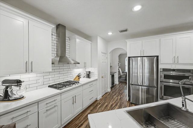 115 Zephyr Bend Place, The Woodlands, TX 77381