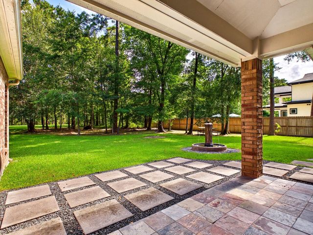 19521 Desna Drive, Porter, TX 77365