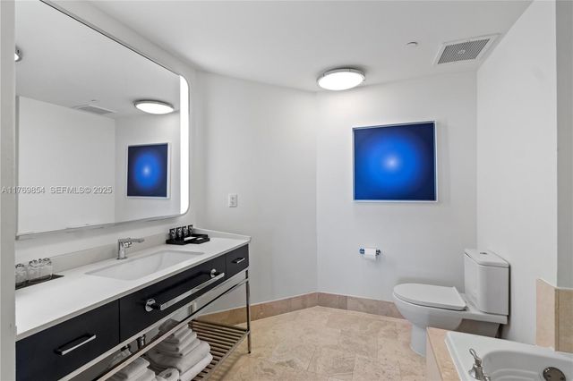 4401 Collins Avenue 1017, Miami Beach, FL 33140