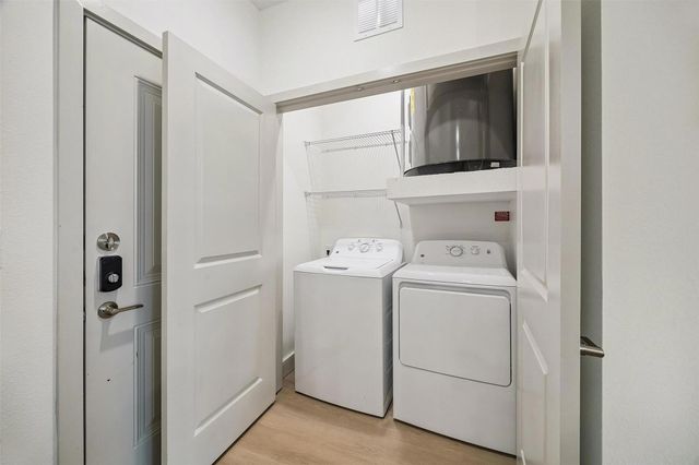 13959 Hillcroft Ave A1, Houston, TX 77085