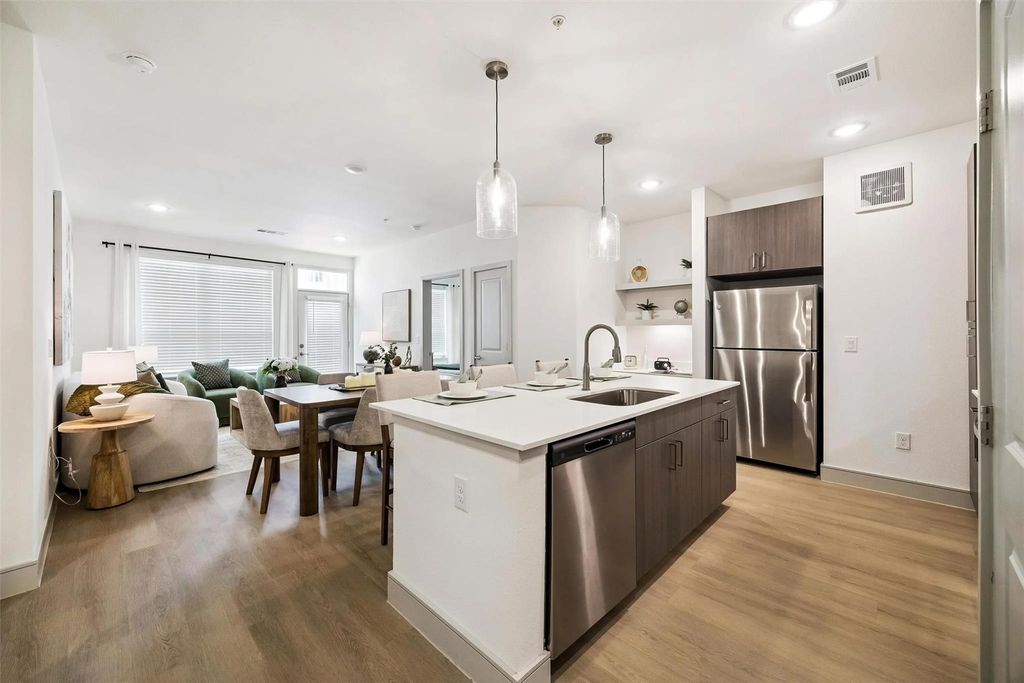 13959 Hillcroft Ave A1, Houston, TX 77085