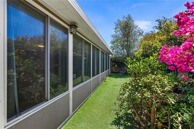 2118 Peachwood Lane, Santa Ana, CA 92705