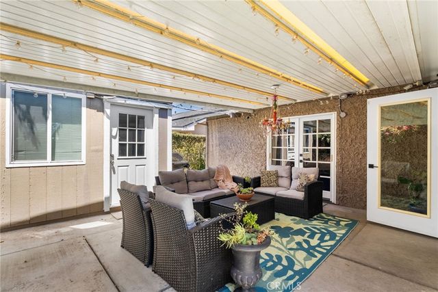 2118 Peachwood Lane, Santa Ana, CA 92705