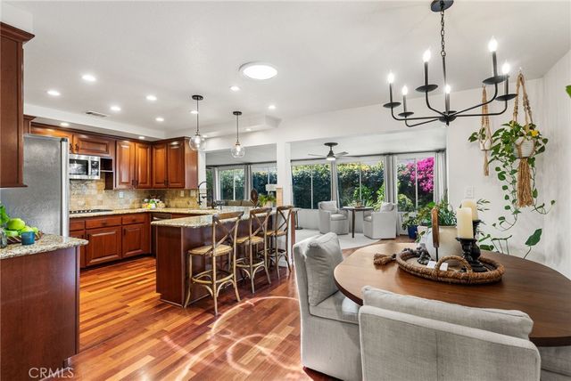 2118 Peachwood Lane, Santa Ana, CA 92705