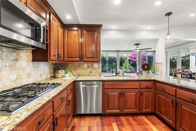 2118 Peachwood Lane, Santa Ana, CA 92705