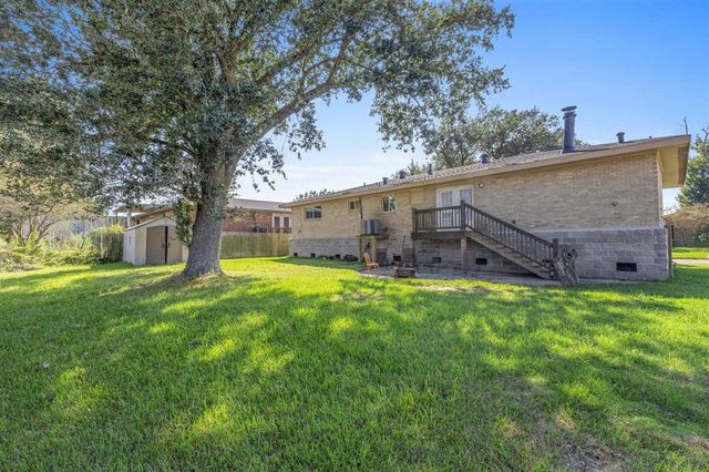 4315 Pleasant Dr Drive, Lake Charles, LA 70605