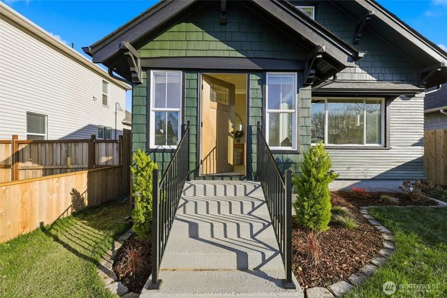 1315 S L Street, Tacoma, WA 98405