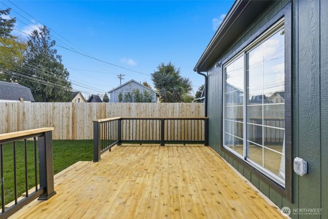 1315 S L Street, Tacoma, WA 98405