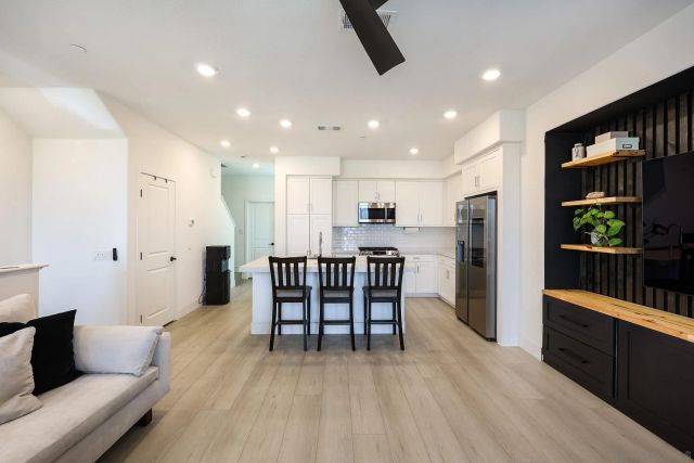 6861 Secano St, San Diego, CA 92154