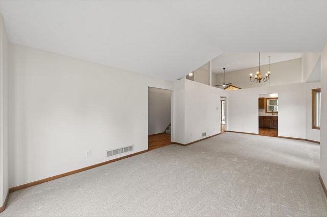 1290 109th Avenue NW, Coon Rapids, MN 55433