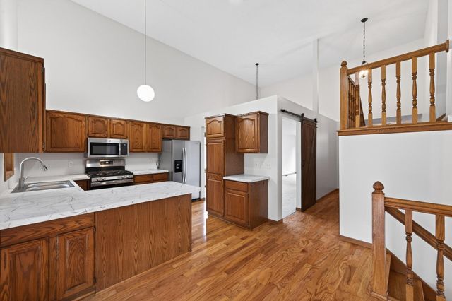 1290 109th Avenue NW, Coon Rapids, MN 55433