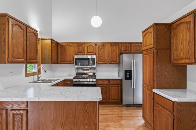 1290 109th Avenue NW, Coon Rapids, MN 55433