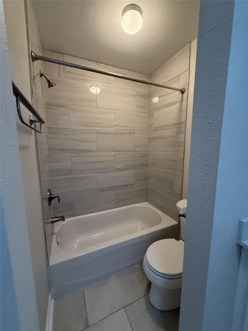 1824 Thonig Road 10, Houston, TX 77055