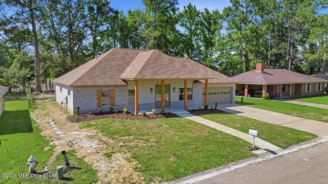 280 Fairfield Drive, Jackson, MS 39206