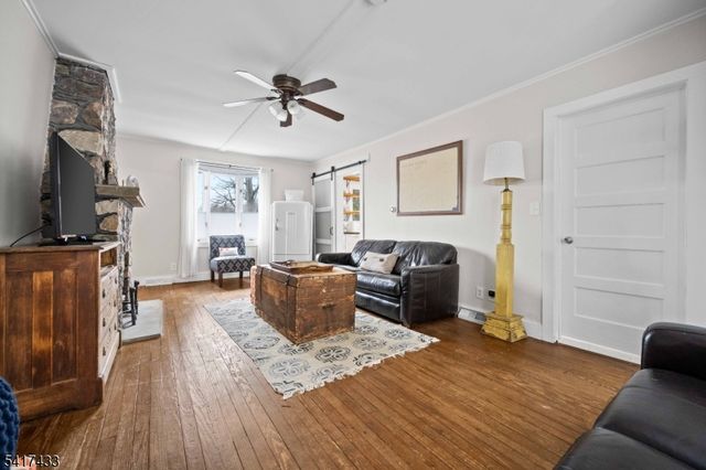 4 Dead End Rd, Rockaway Twp., NJ 07435