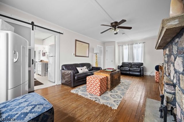 4 Dead End Rd, Rockaway Twp., NJ 07435