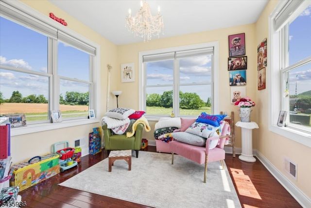 19 Green Valley Way, Harmony Twp., NJ 08865