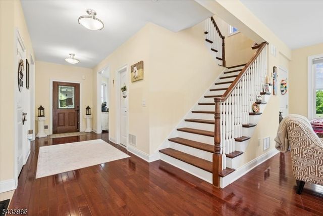 19 Green Valley Way, Harmony Twp., NJ 08865