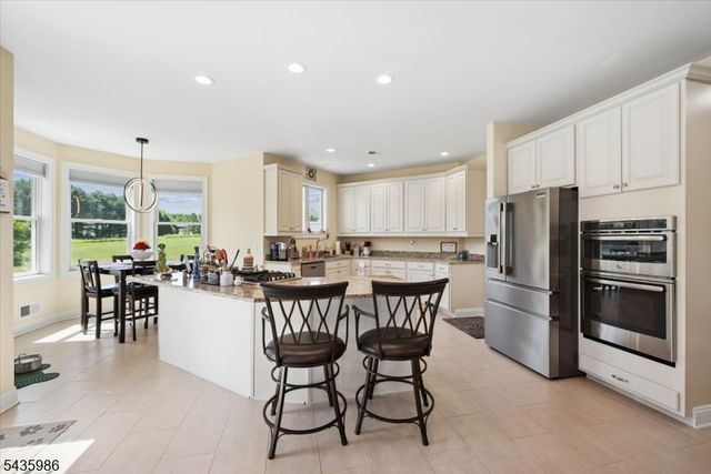 19 Green Valley Way, Harmony Twp., NJ 08865