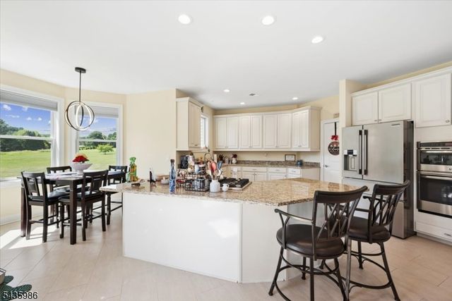 19 Green Valley Way, Harmony Twp., NJ 08865