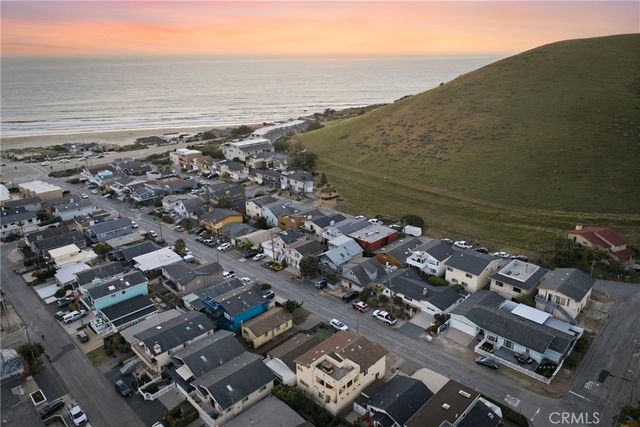 482 Yerba Buena Street, Morro Bay, CA 93442