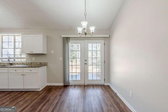 2419 Leslie Brook Drive, Decatur, GA 30035