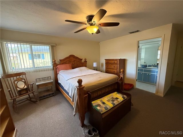 70 W Sugarmaple Lane, Beverly Hills, FL 34465