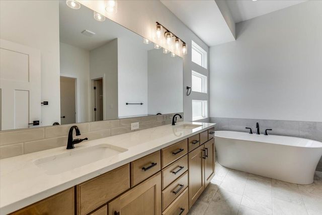 4722 N Saker, Wichita, KS 67219