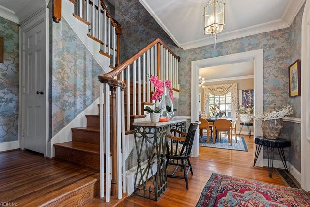 405 Meadow LN, Franklin, VA 23851