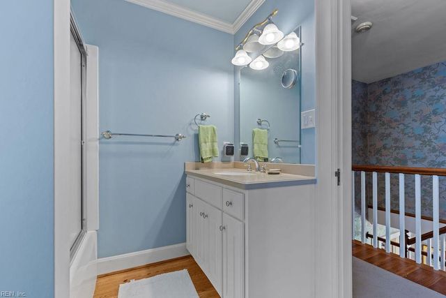 405 Meadow LN, Franklin, VA 23851