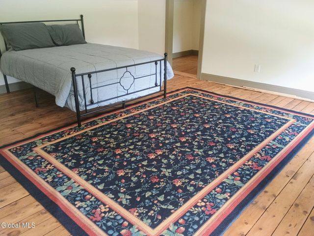 2147 Rowley Road, Malta, NY 12020