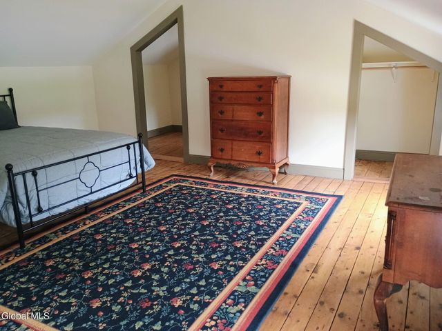 2147 Rowley Road, Malta, NY 12020