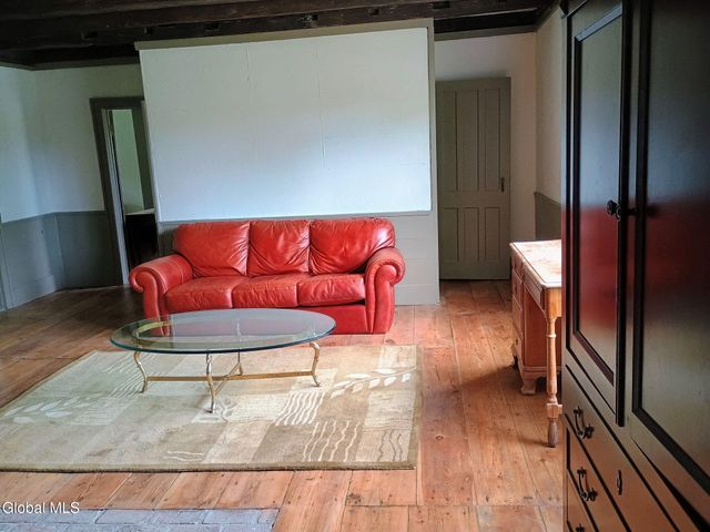2147 Rowley Road, Malta, NY 12020