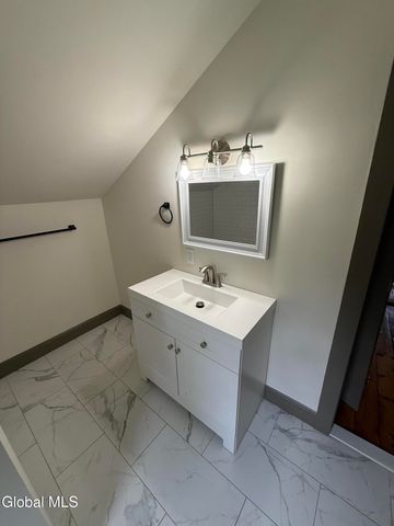 2147 Rowley Road, Malta, NY 12020
