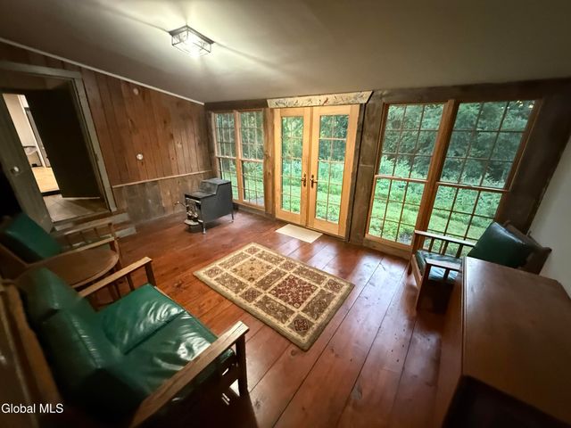 2147 Rowley Road, Malta, NY 12020