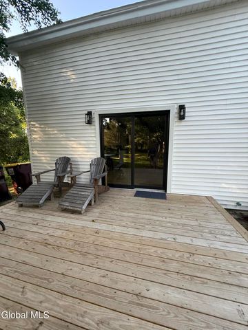 2147 Rowley Road, Malta, NY 12020